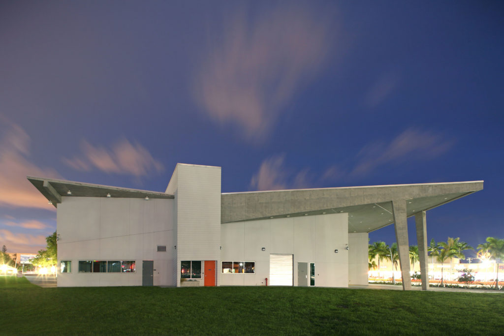 Venice-Magazine-summer-issue-Glavovic-Studio-Beyond-the-Borders-of-ArchitectureMargi-Nothard