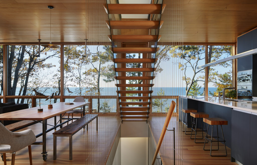 On-the-Water-Houses-by-the-Shore-Oscar-Riera-Ojeda-Byron-Hawes-Fort-Lauderdale-Venice-Magazine-Summer-2018-Lake-Michigan-Wheeler-Kearns