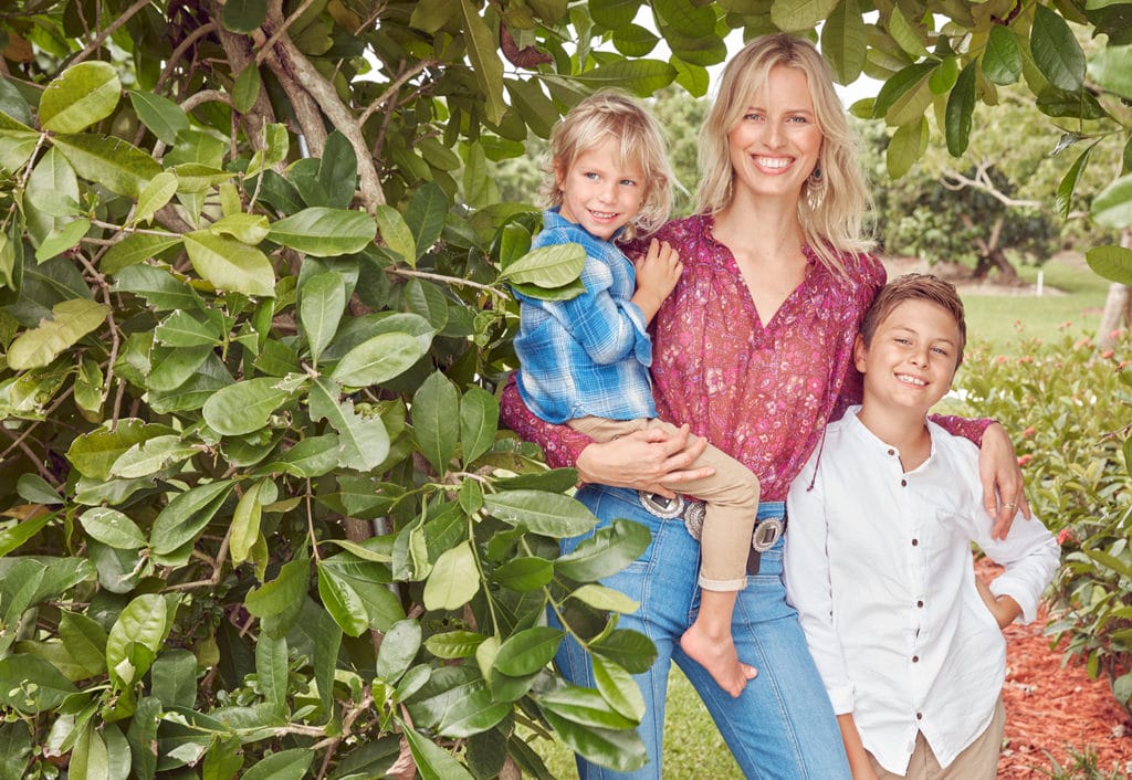 Karolina-kurkova-Gryph-ivy-rose-venice-magazine-rachel-finger-Orion-Nevel-EduardoRezende